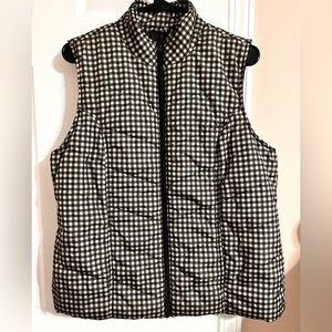 Kim Rogers puffer vest black and tan large